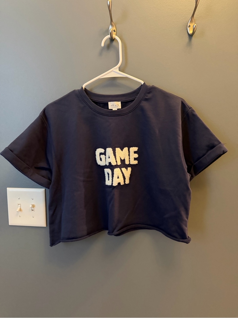 Le Lis Game Day T-shirt - Picture 8 of 8